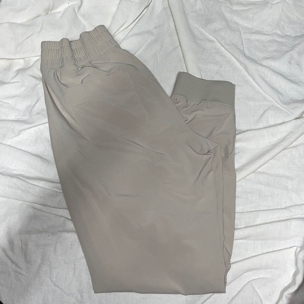 BR Standard Joggers